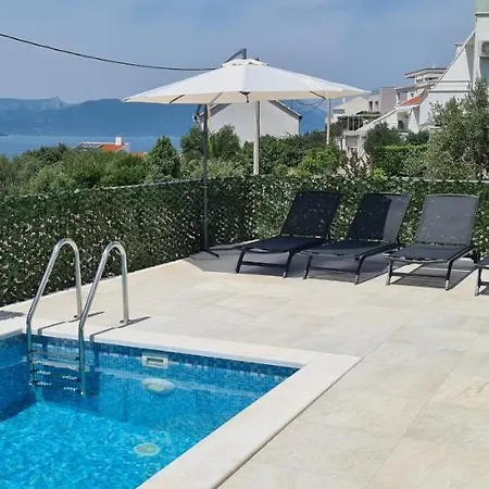 Aninka Appartement Komarna